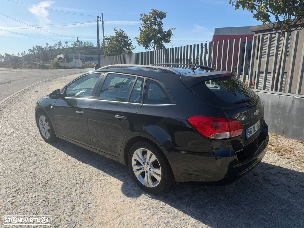 Chevrolet Cruze SW 1.7 VCDi LT - 8