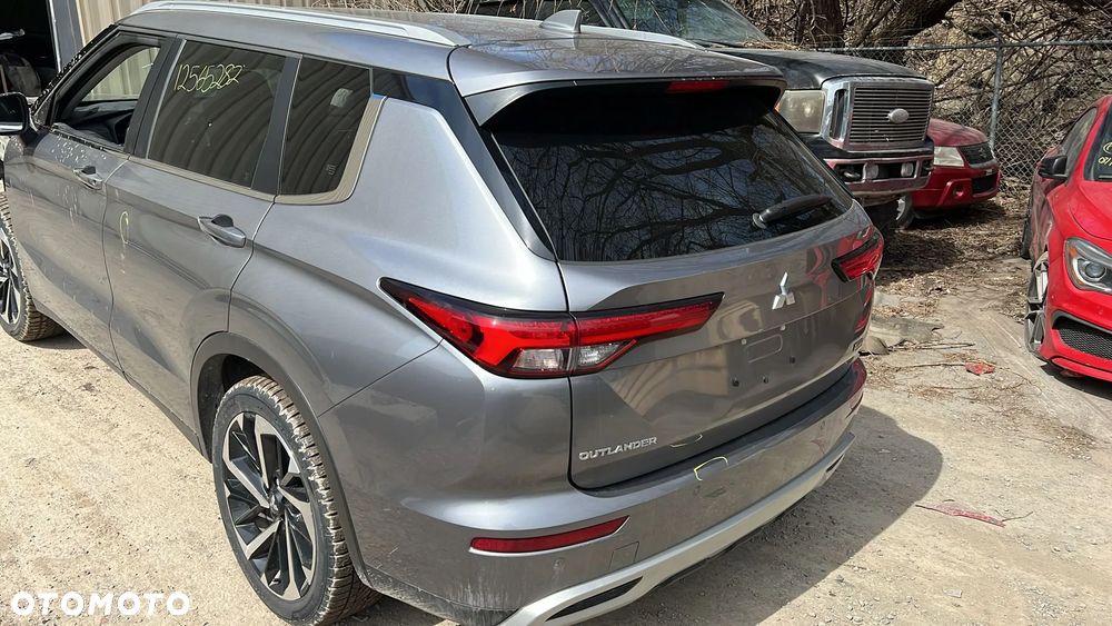 Mitsubishi Outlander 2.0 Intense + 4WD CVT - 2