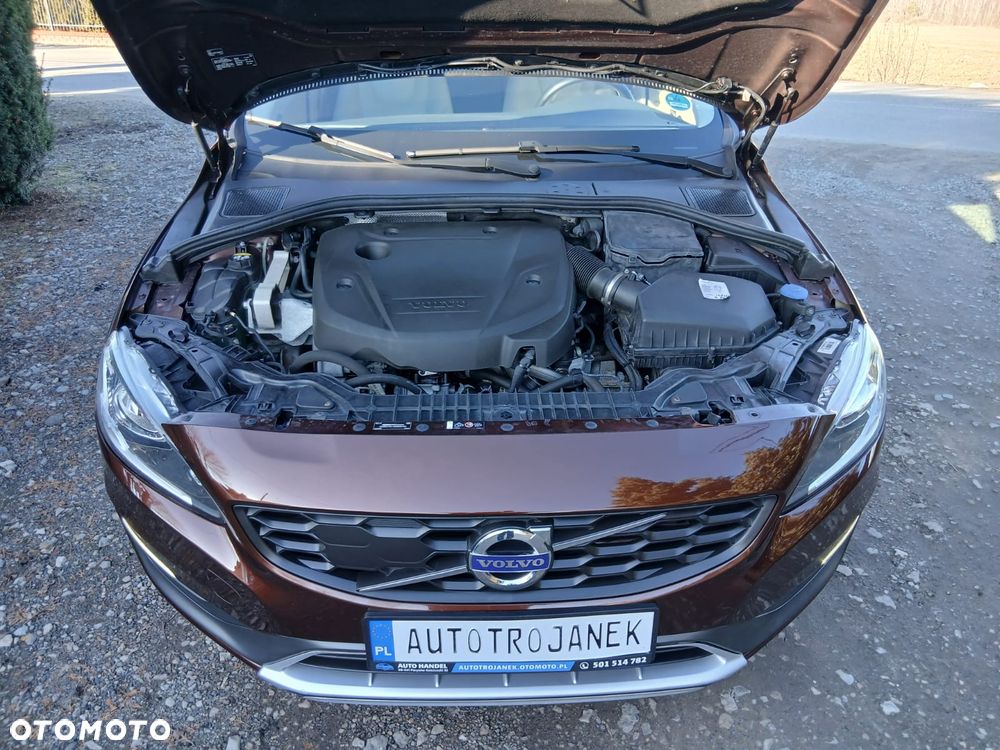 Volvo V60 Cross Country D3 Summum - 40