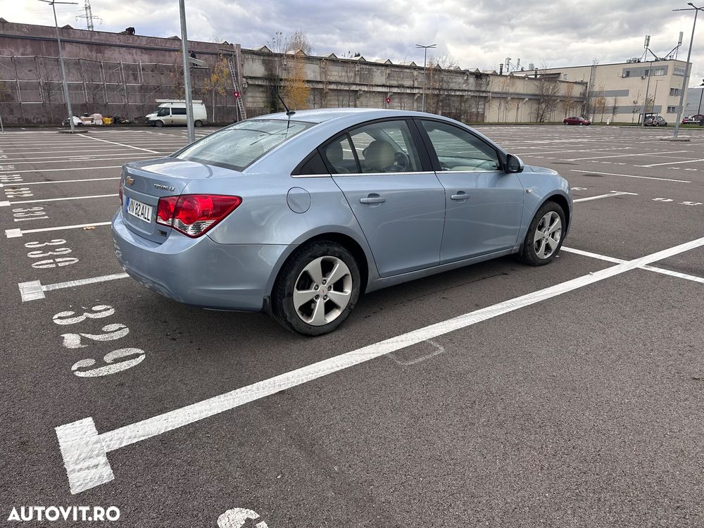 Chevrolet Cruze 2.0 LT - 4