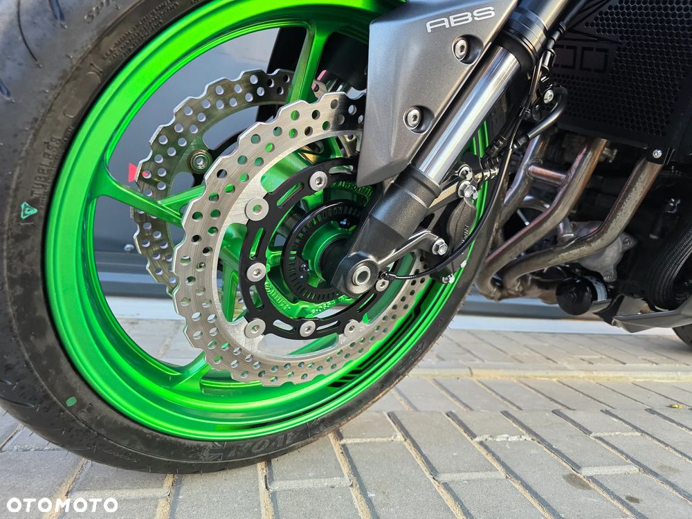 Kawasaki Z 900 - 29