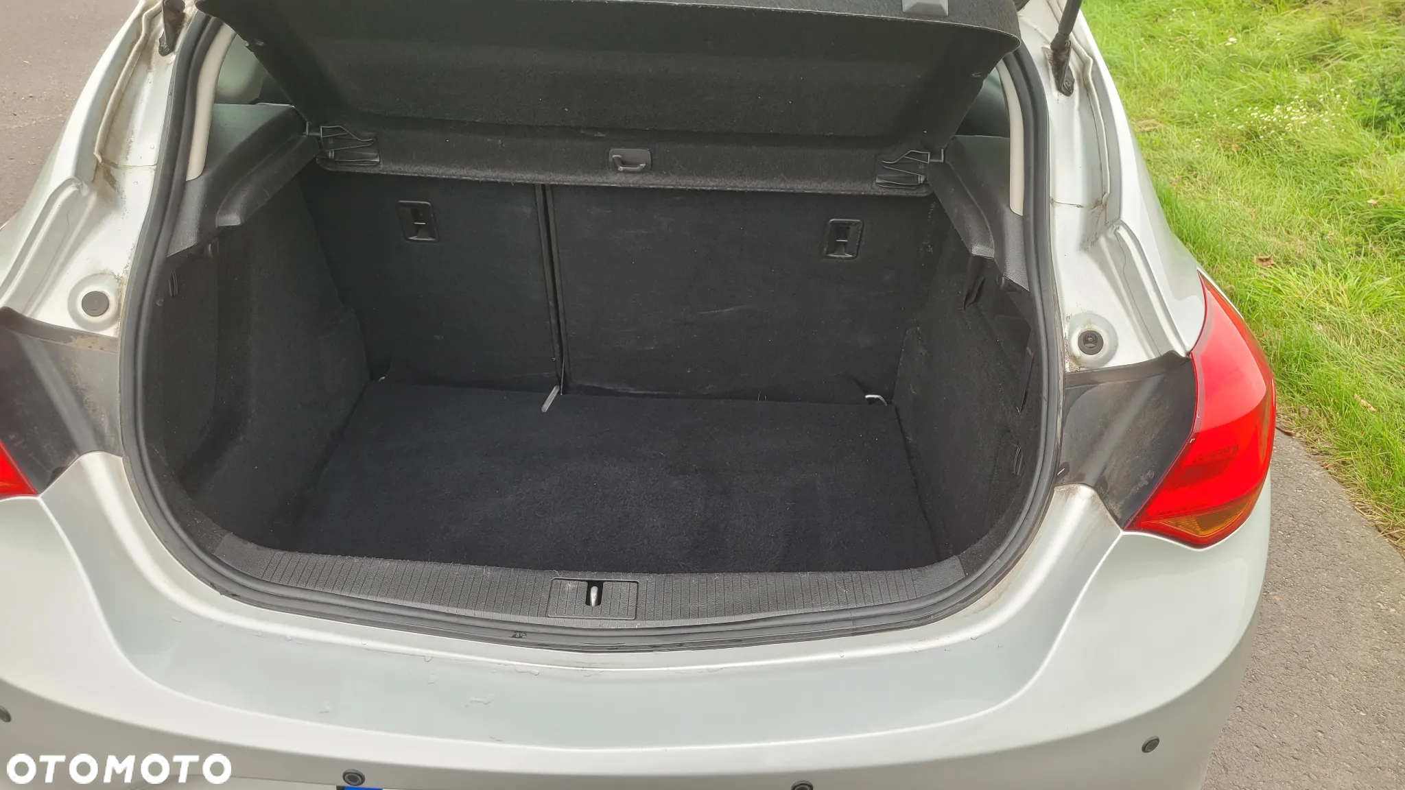 Opel Astra IV 1.4 T Active - 15
