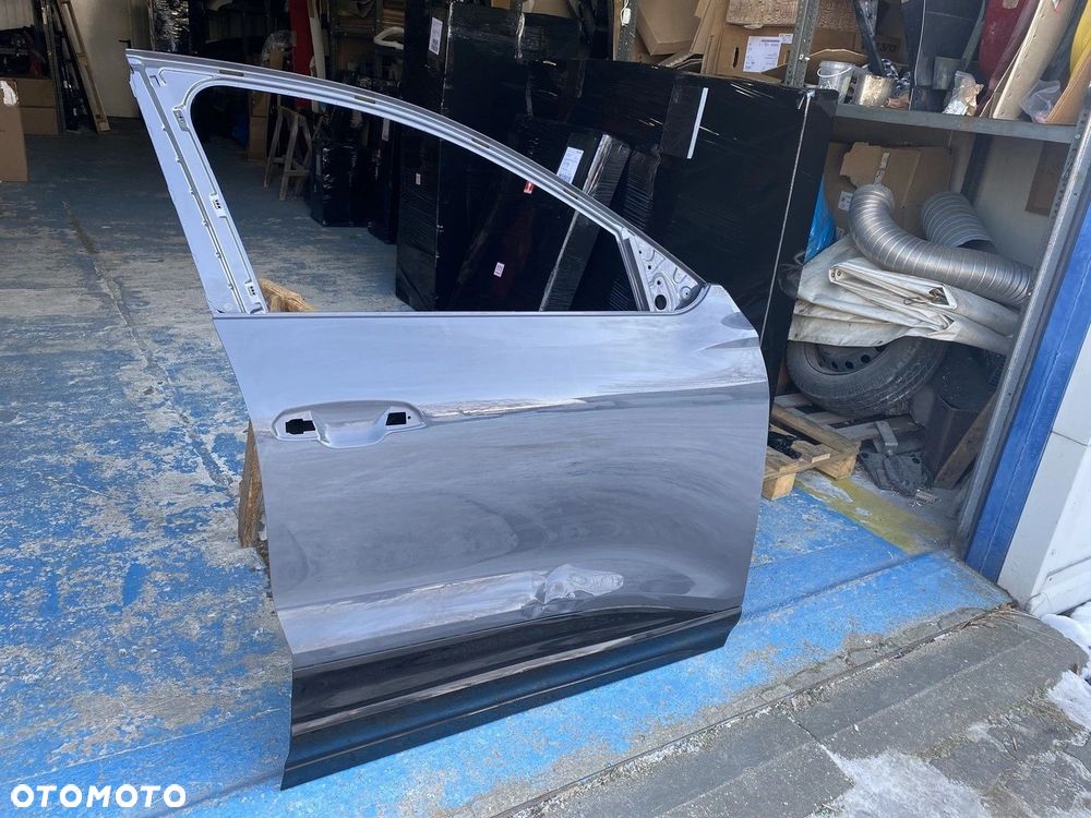 DRZWI PRZEDNIE PRAWE AUDI Q6 E TRON 85H831312 - 1