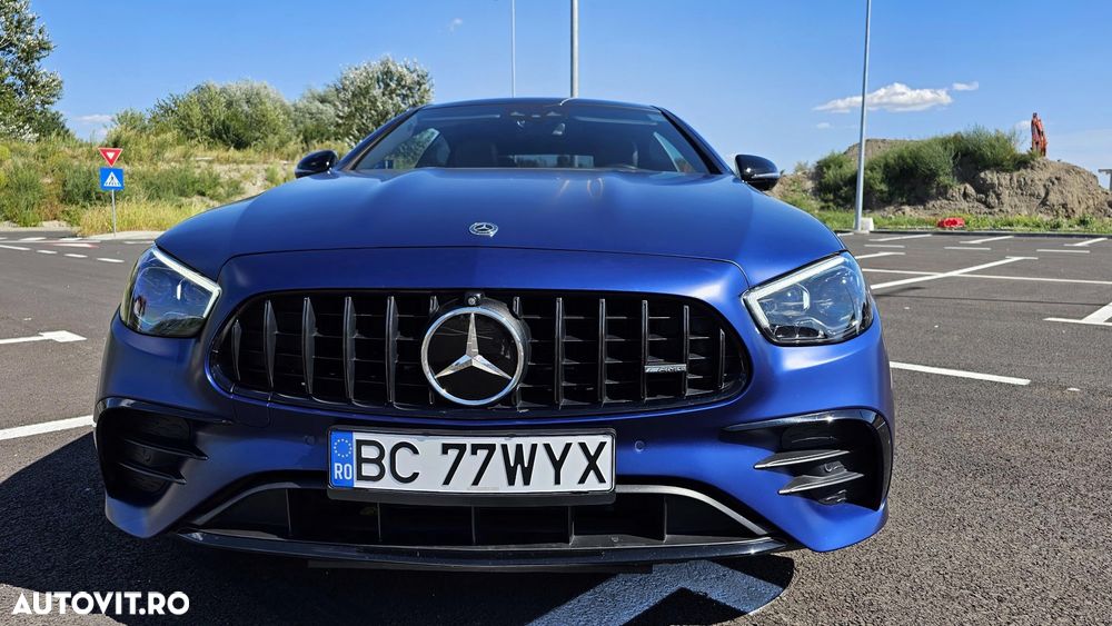 Mercedes-Benz E - 10