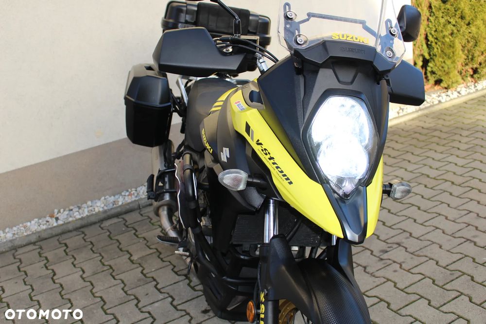 Suzuki V-STROM - 26