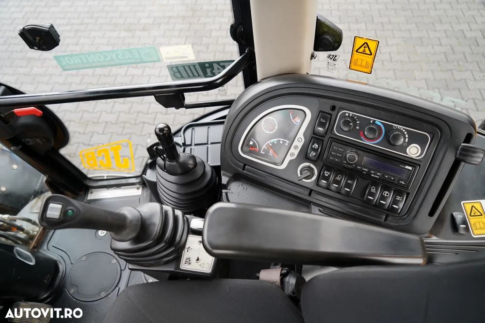 JCB 3CX / BULDOEXCAVATOR / JOYSTICK / CUPLU RAPID / AER CONDIȚIONAT / - 31