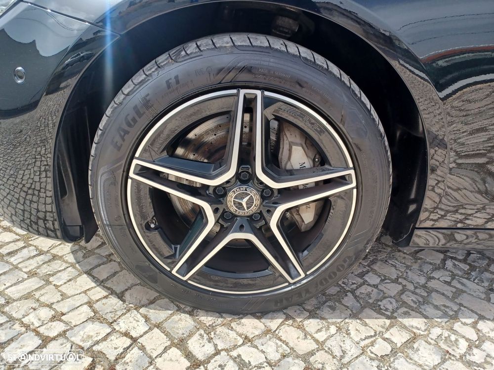 Mercedes-Benz E 300 - 5