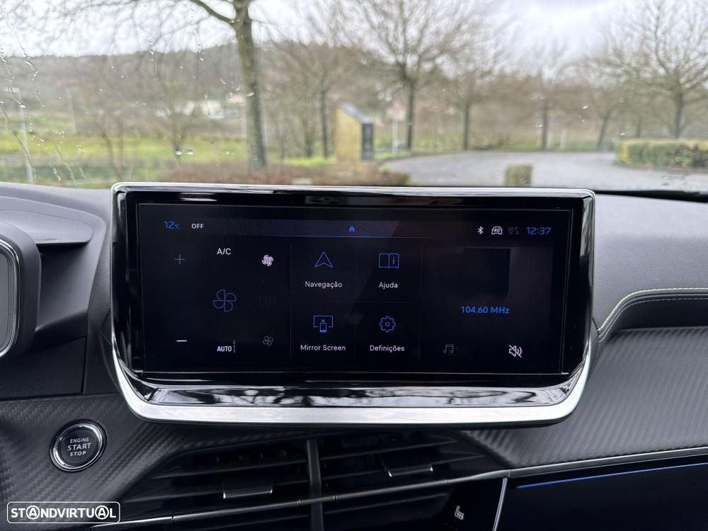 Peugeot e-2008 54 kWh GT - 28