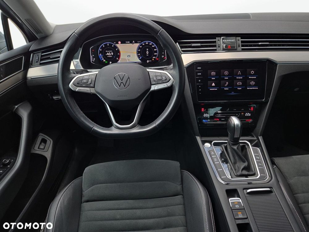Volkswagen Passat 2.0 TSI Elegance DSG - 9