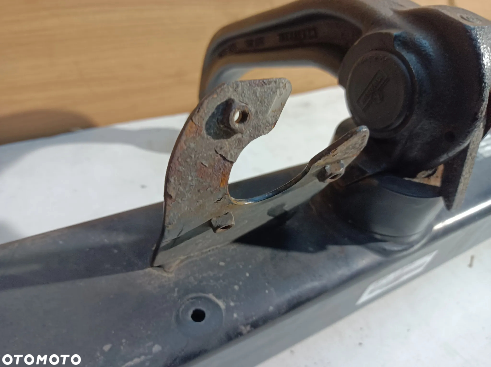 VW T5 T6 belka hak holowniczy wypinany WESTFALIA 7H0803881J - 6
