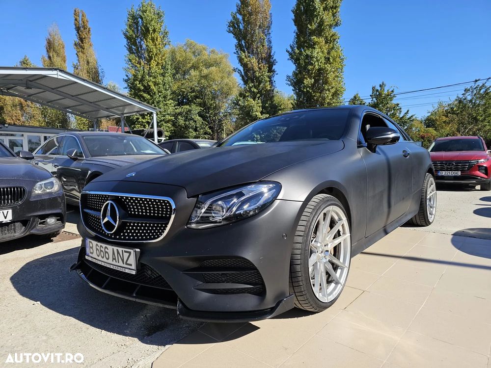 Mercedes-Benz E 300 9G-TRONIC AMG Line - 1