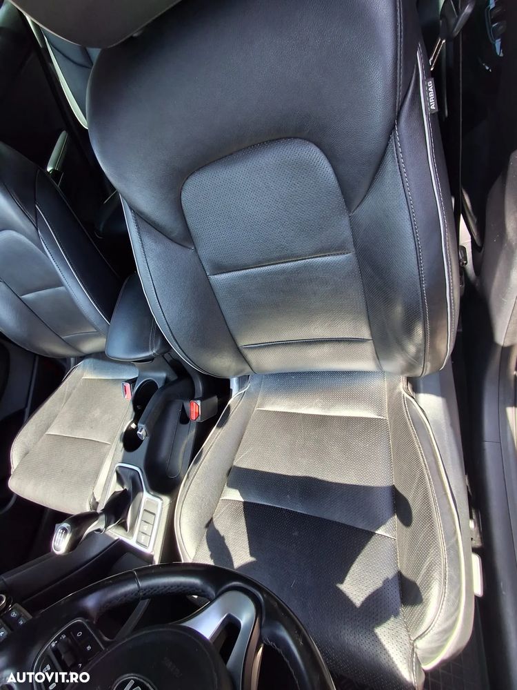Kia Sportage 2.0 DSL 6MT 4x4 Style - 14