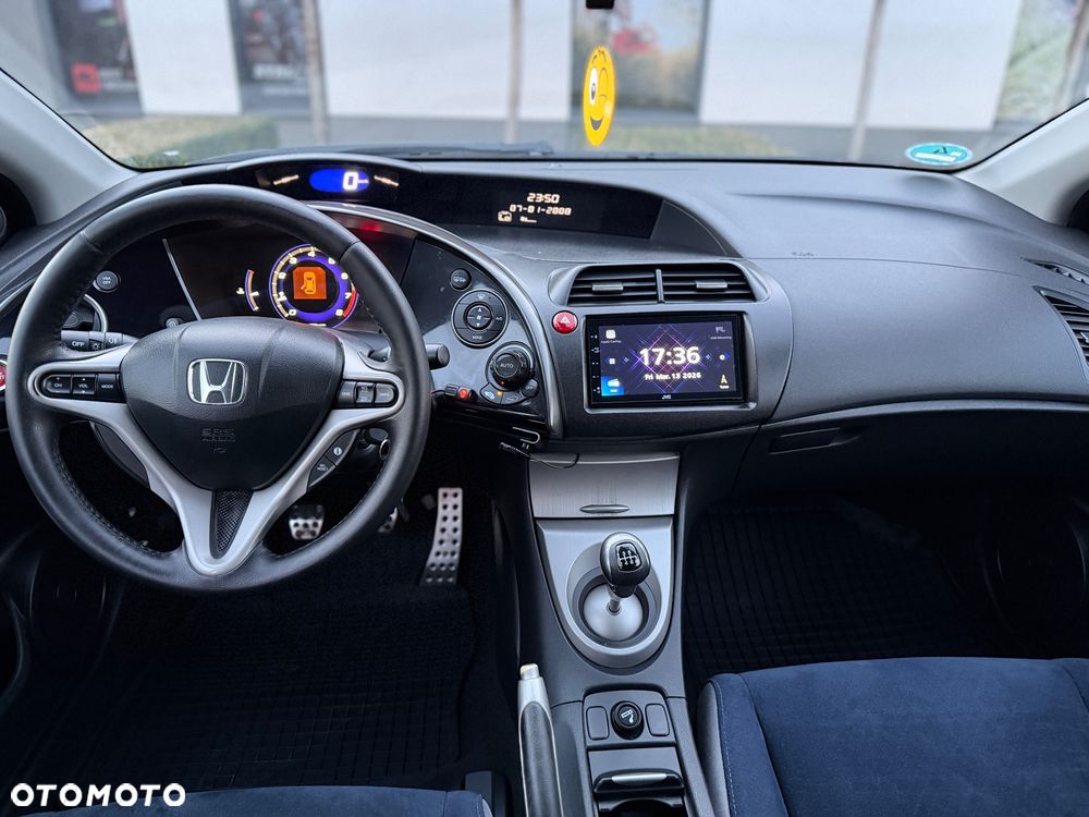Honda Civic 1.8 Sport - 17