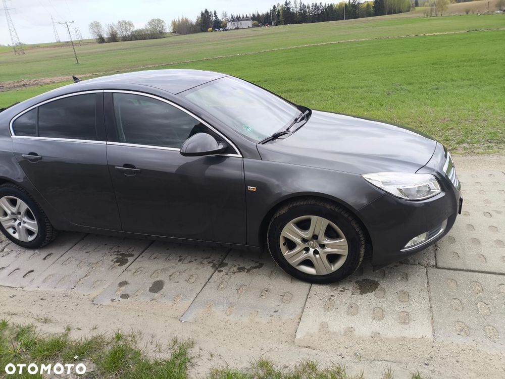 Opel Insignia 2.0 CDTI - 9