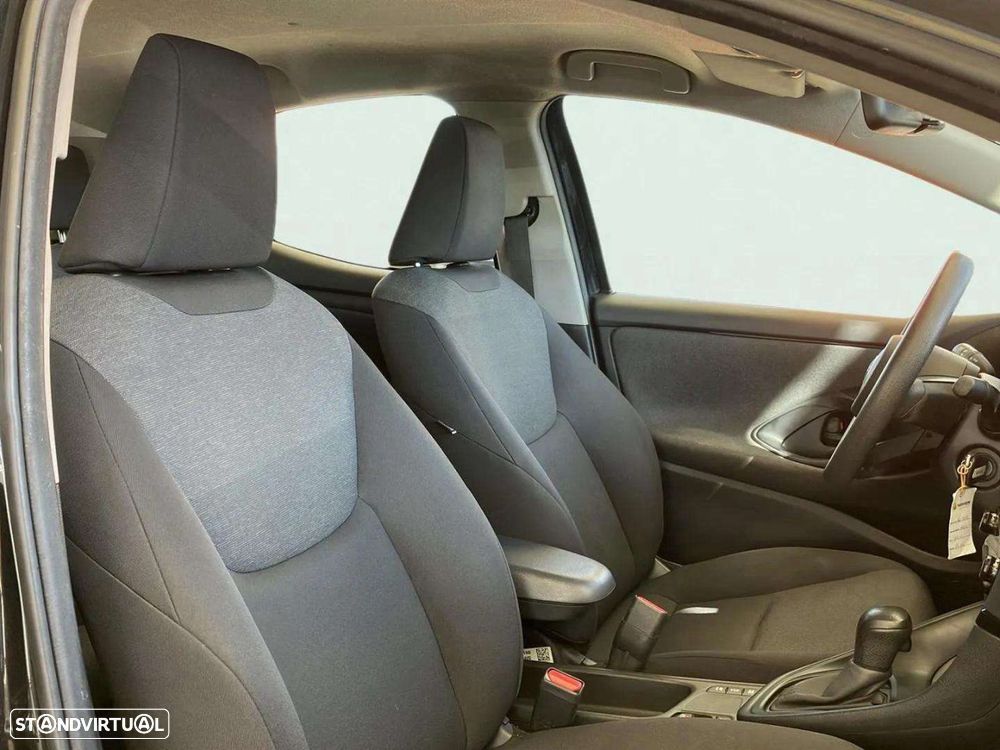 Toyota Yaris 1.5 HDF Comfort Plus - 14