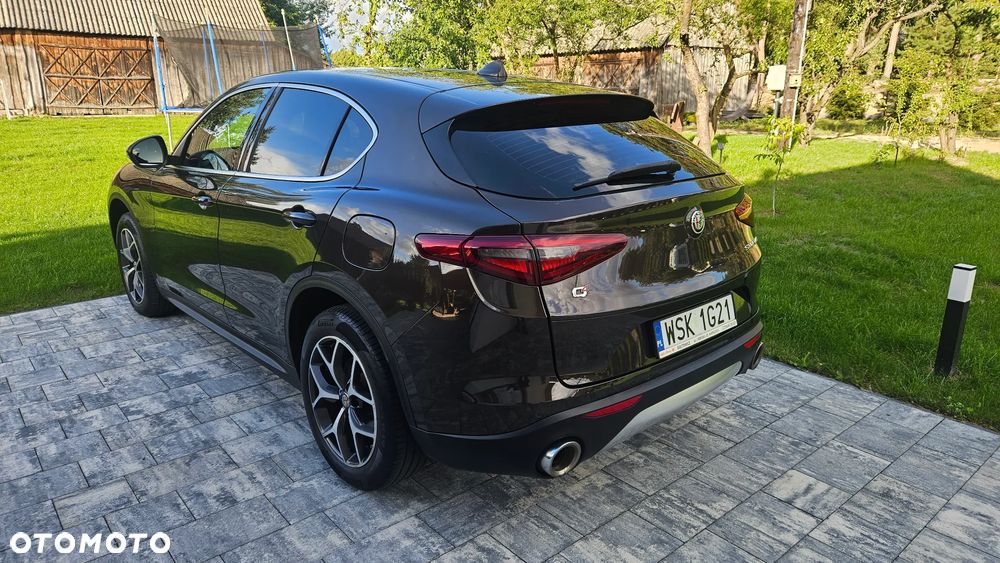 Alfa Romeo Stelvio - 3