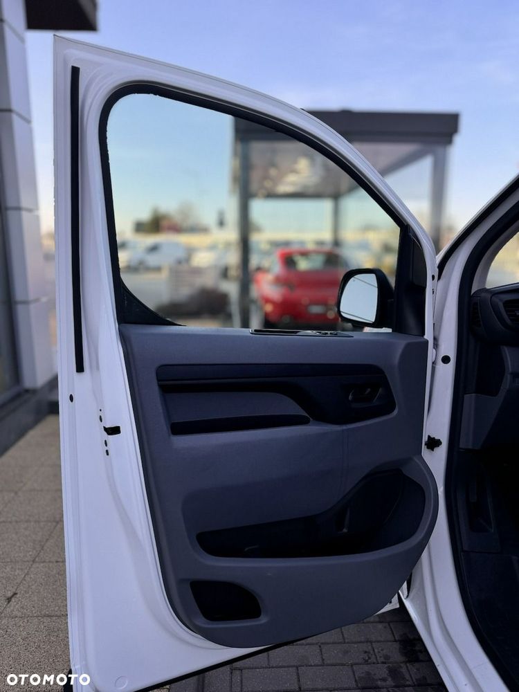 Opel Vivaro - 18