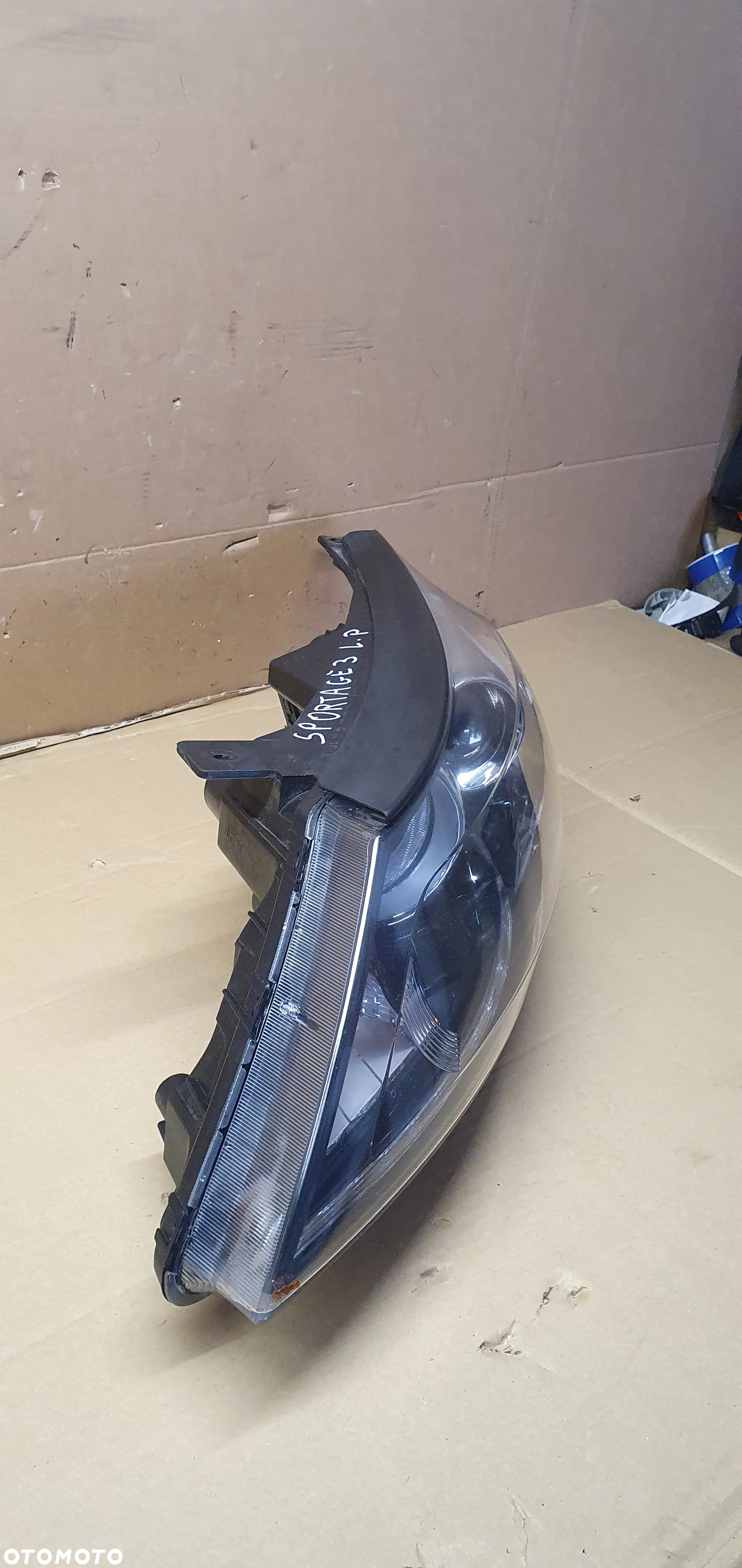 Lampa lewy przód przednia lewa XENON Kia Sportage III 3 UK 92101-3U310 - 5