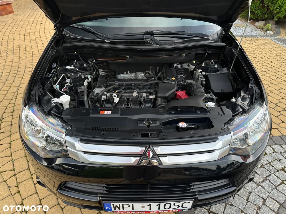Mitsubishi Outlander - 16