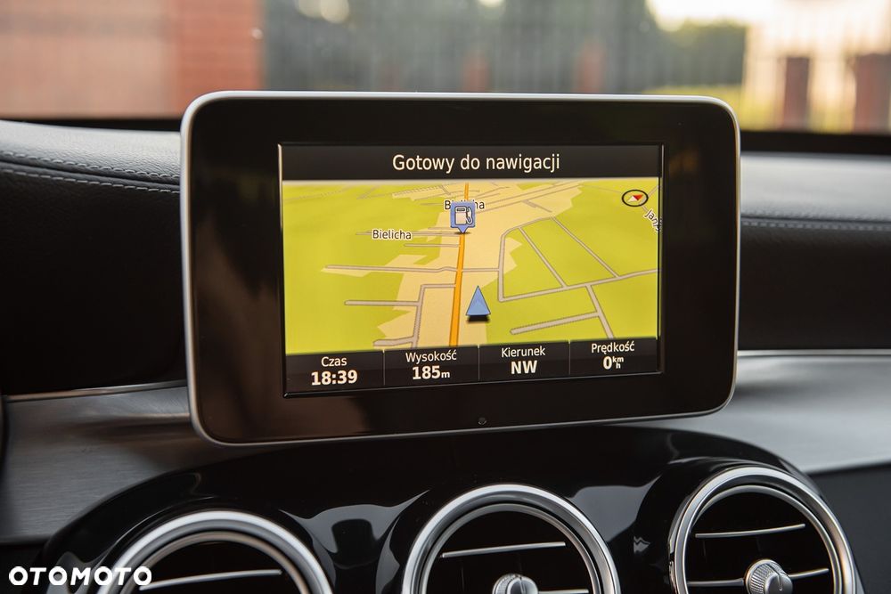 Mercedes-Benz Klasa C 250 (BlueTEC) d 7G-TRONIC AMG Line - 29