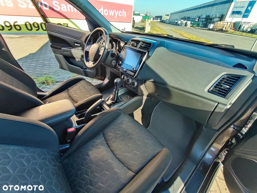 Mitsubishi ASX 2.0 Intense - 19