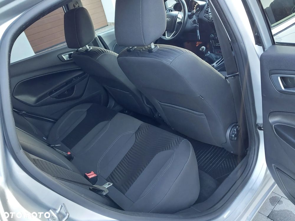 Ford Fiesta 1.0 EcoBoost STart-Stop Titanium - 27