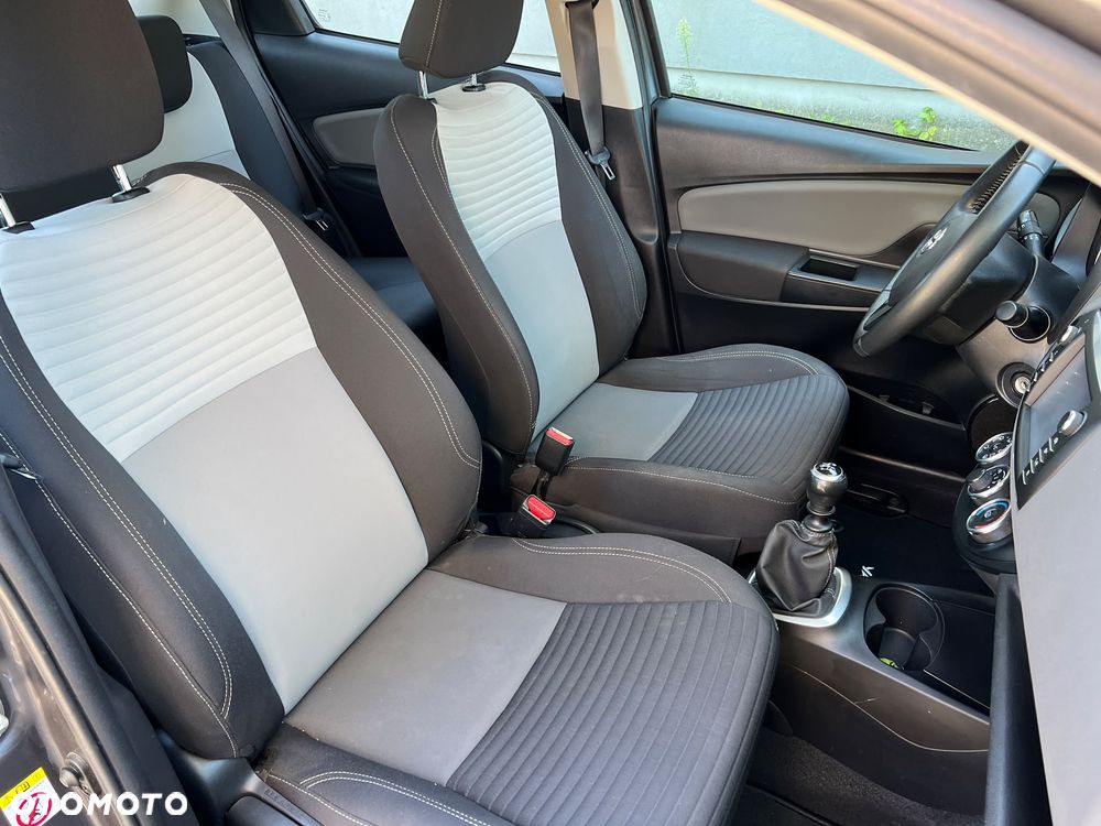 Toyota Yaris 1.5 Active - 11