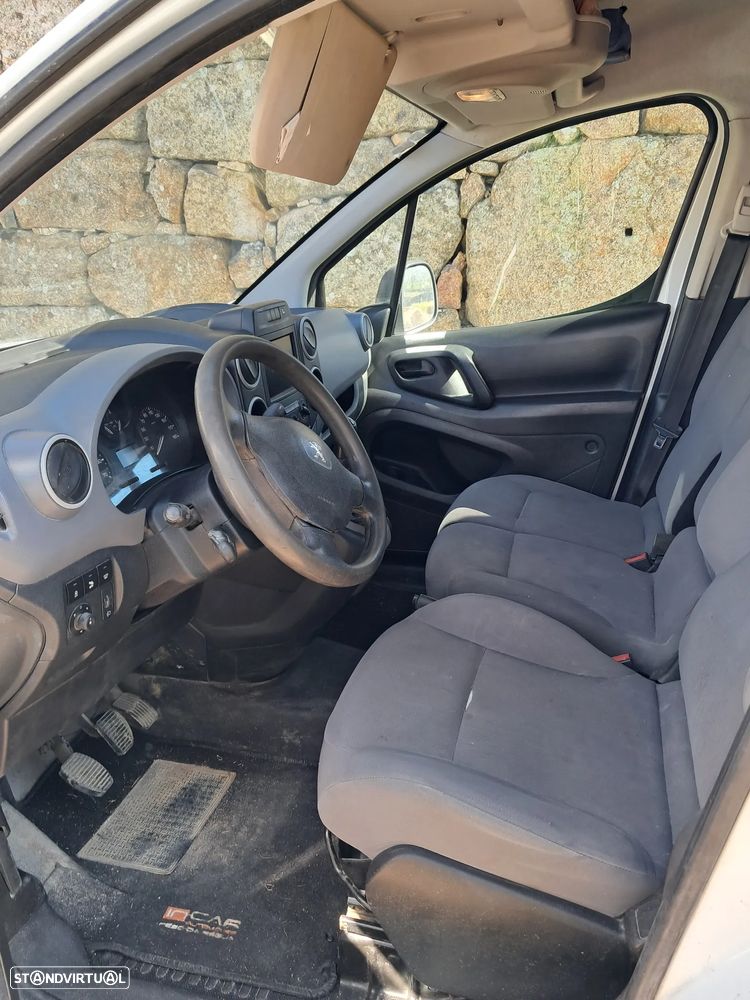 Peugeot Partner - 13