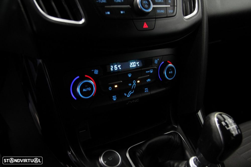 Ford Focus SW 1.5 TDCi Titanium - 21