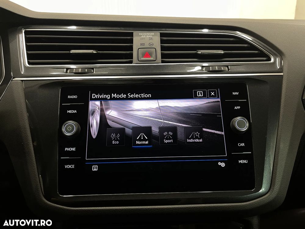 Volkswagen Tiguan 2.0 TSI OPF DSG 4Motion Elegance - 15