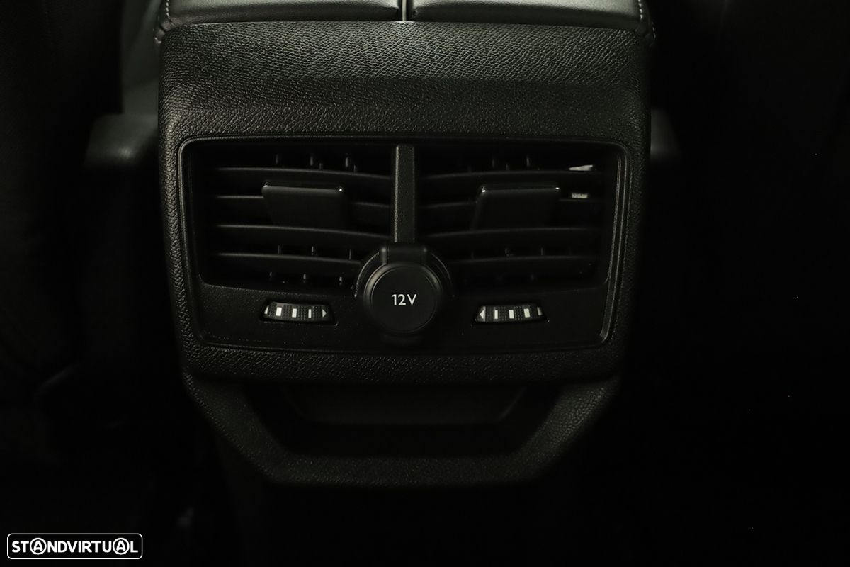 Peugeot 3008 1.6 Hybrid Allure e-EAT8 - 27
