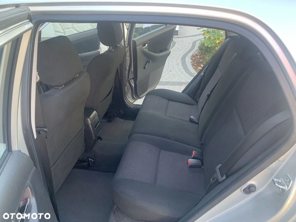 Toyota Corolla 1.4 VVT-i Terra - 17