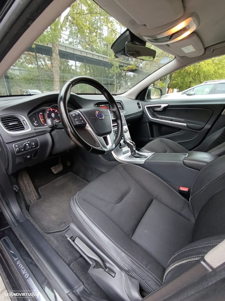 Volvo V60 - 10