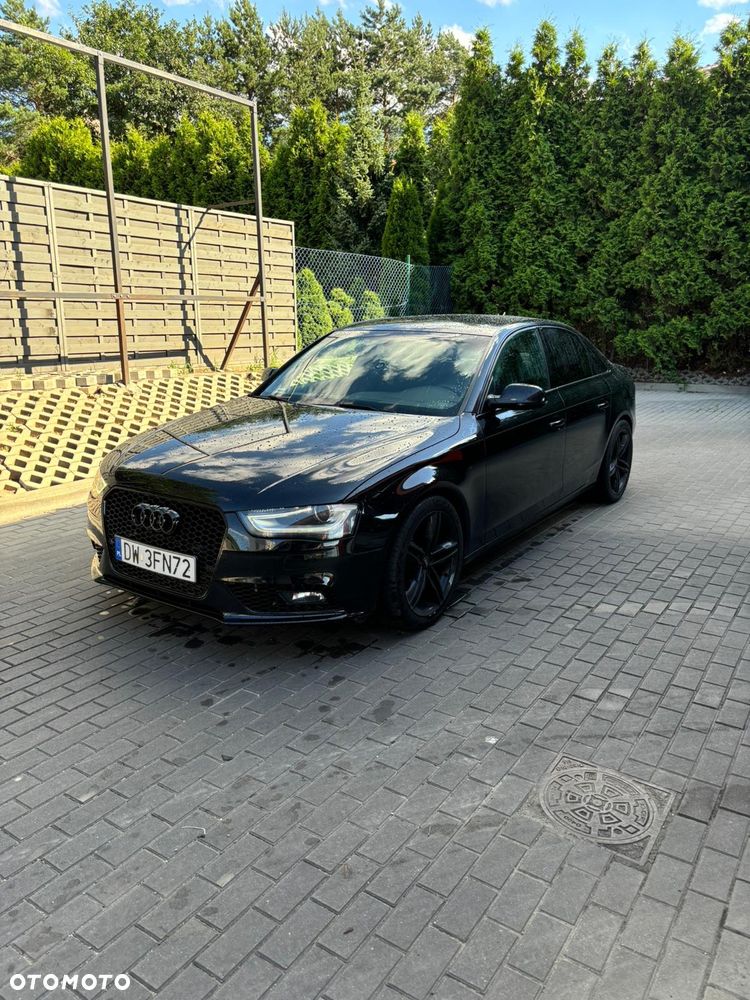 Audi A4 - 4