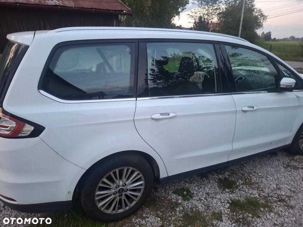 Ford Galaxy - 2
