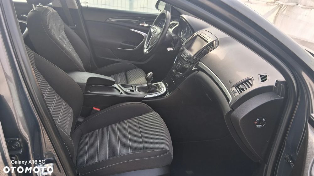 Opel Insignia 1.6 T Cosmo S&S - 12