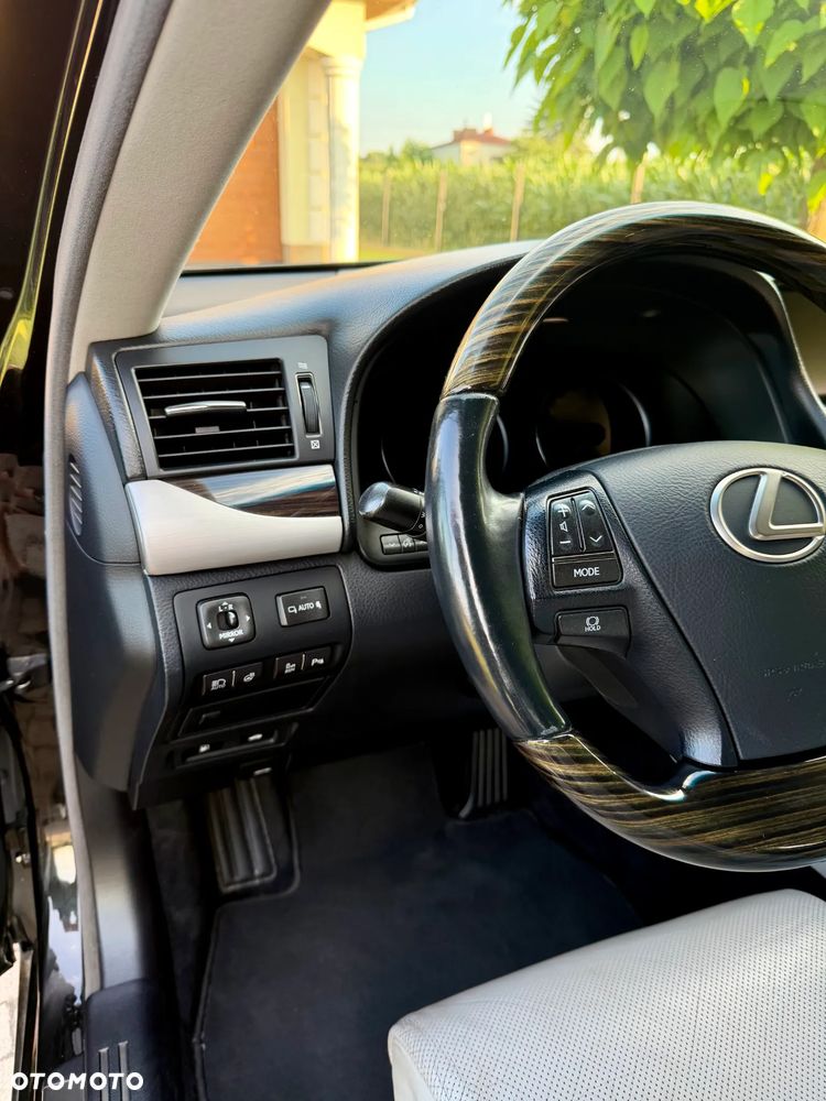Lexus LS 460 Superior AWD - 8