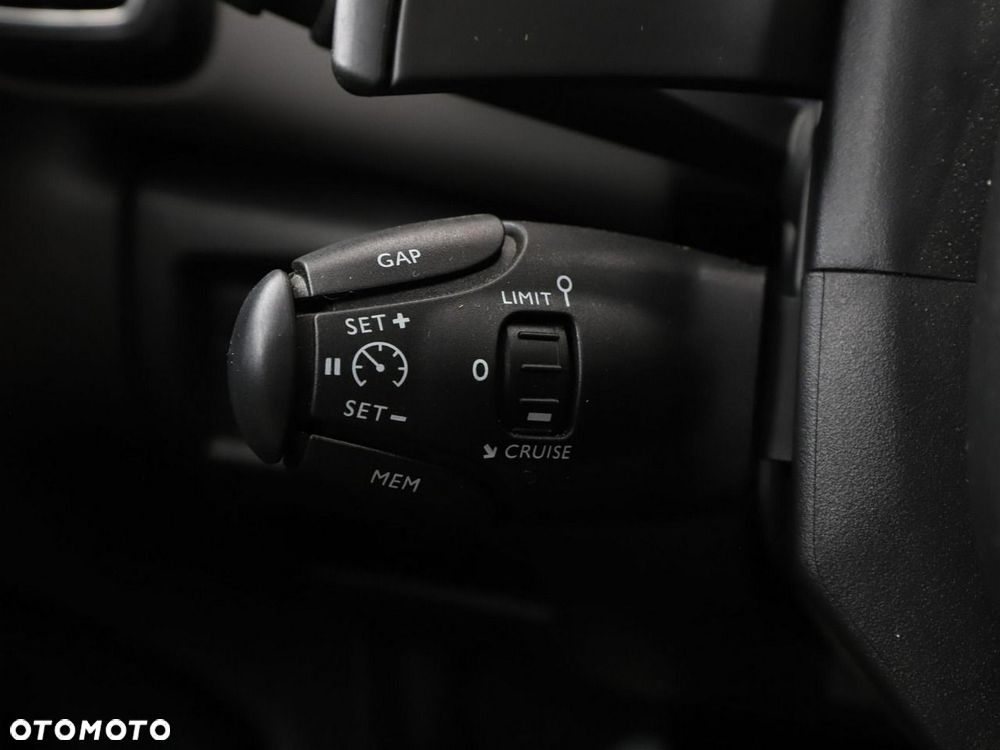 Citroën C5 Aircross 1.6 PureTech Shine EAT8 - 33