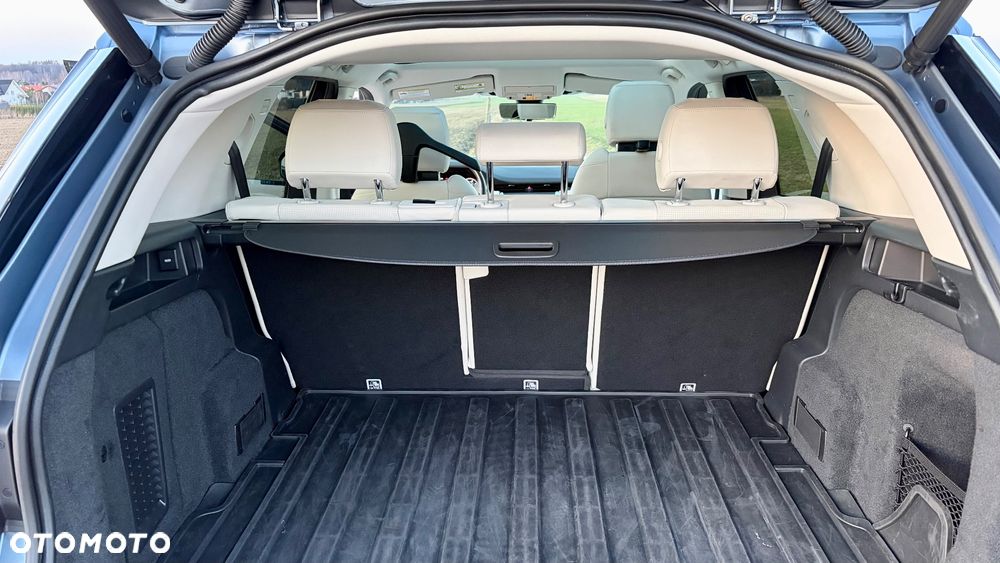 Land Rover Discovery Sport - 13