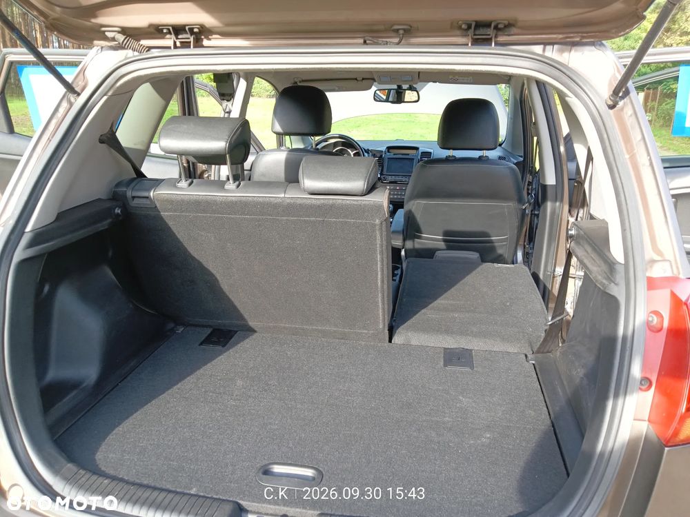 Kia Venga 1.4 Business Line - 32