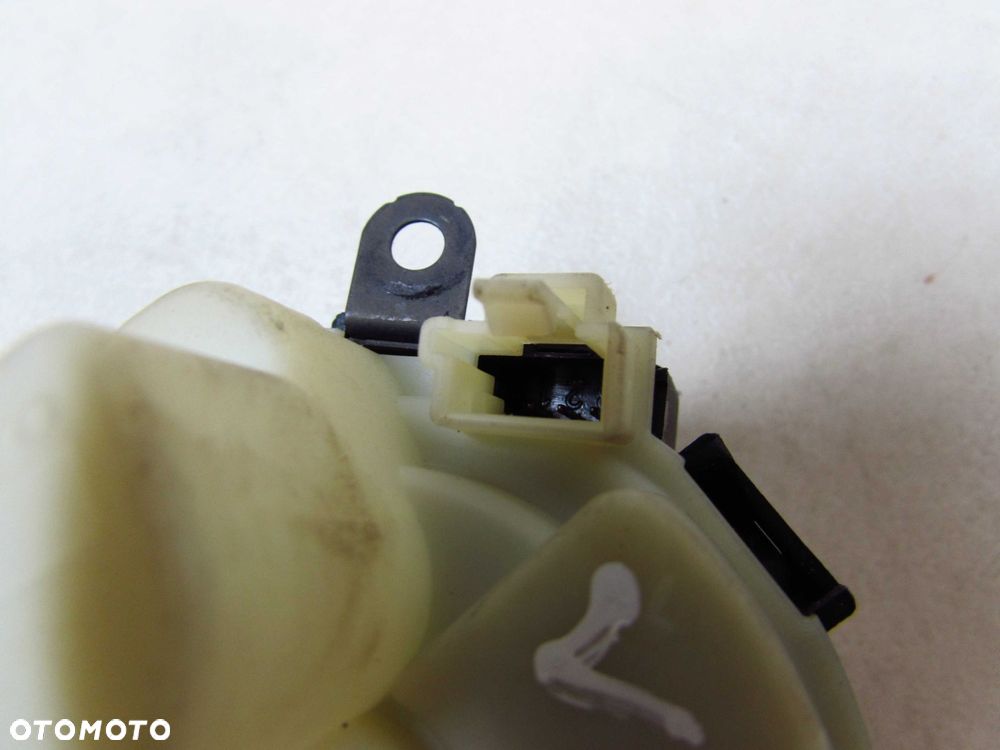 VOLVO C30 S40 V50 C70 STACYJKA KLUCZYK 31300585 04-13 - 8