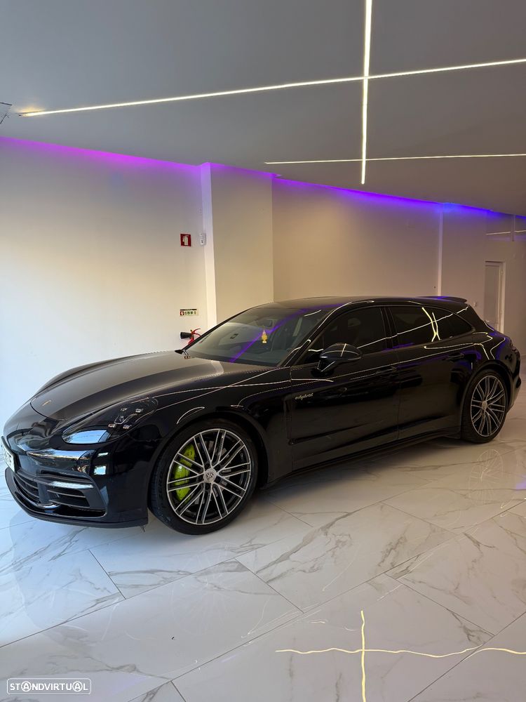 Porsche Panamera Sport Turismo 4 E-Hybrid - 6