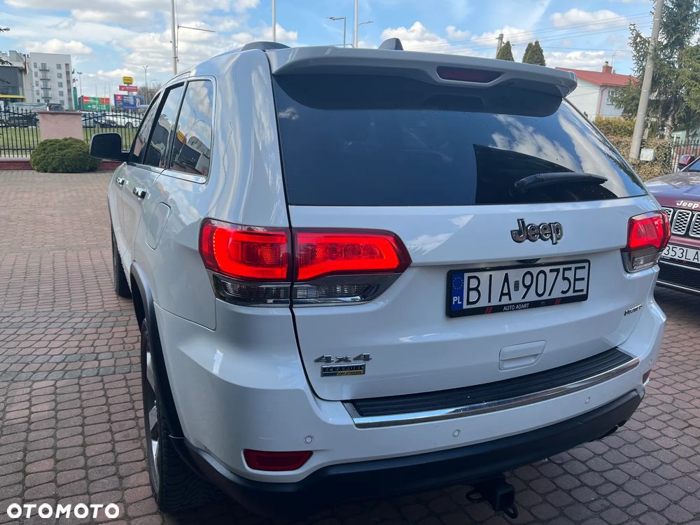 Jeep Grand Cherokee - 8