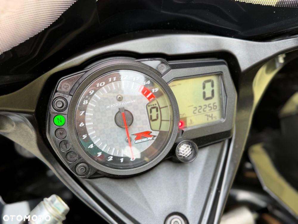 Suzuki GSX-R - 39