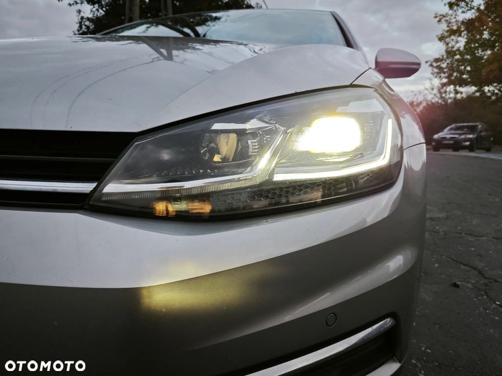 Volkswagen Golf 1.0 TSI BMT Comfortline - 8