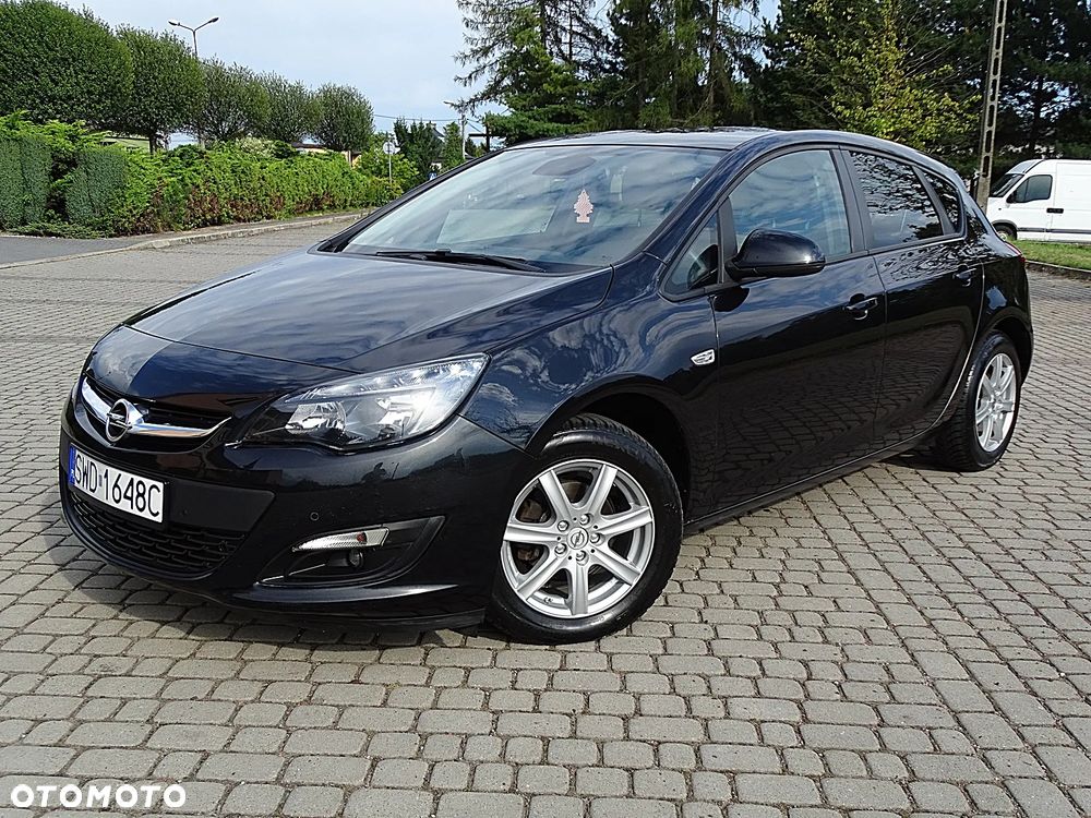 Opel Astra 1.4 T Cosmo EU6 - 19