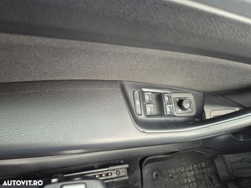 Volkswagen Passat 1.6 TDI (BlueMotion Technology) DSG Comfortline - 28