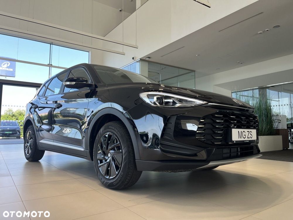 MG ZS Hybrid+ - 27