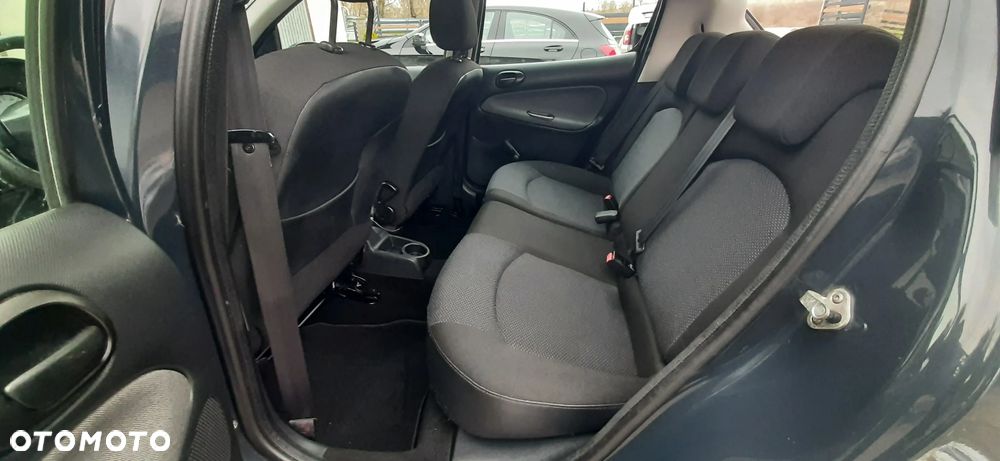 Peugeot 206 plus - 35