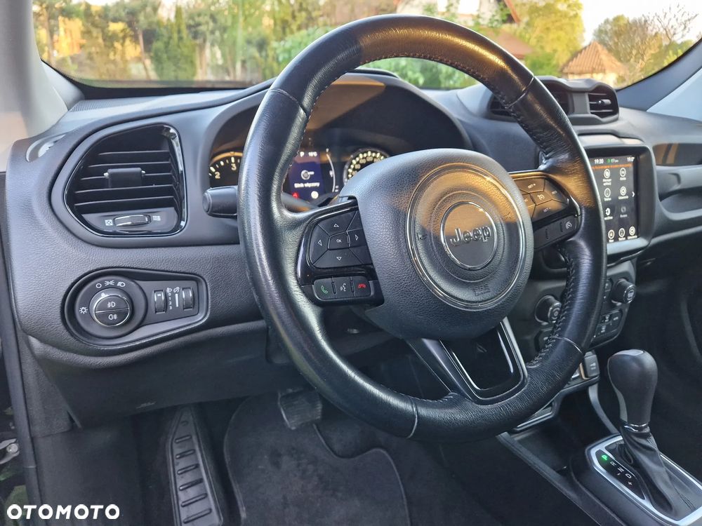 Jeep Renegade 1.6 MultiJet DSG Limited - 23